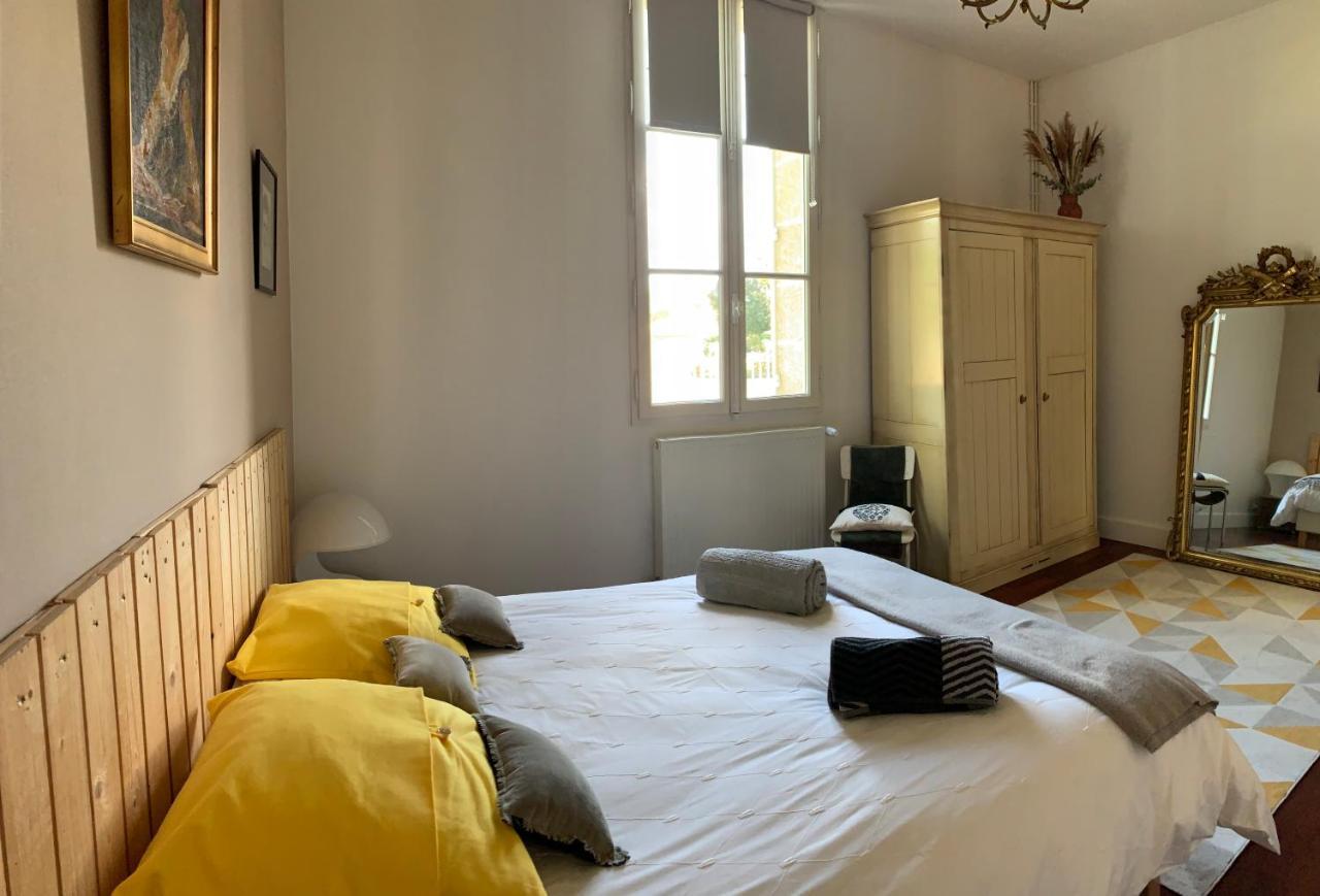 Suite Privative Abella - Aile De Maison Bourgeoise Ambares-et-Lagrave Exterior foto
